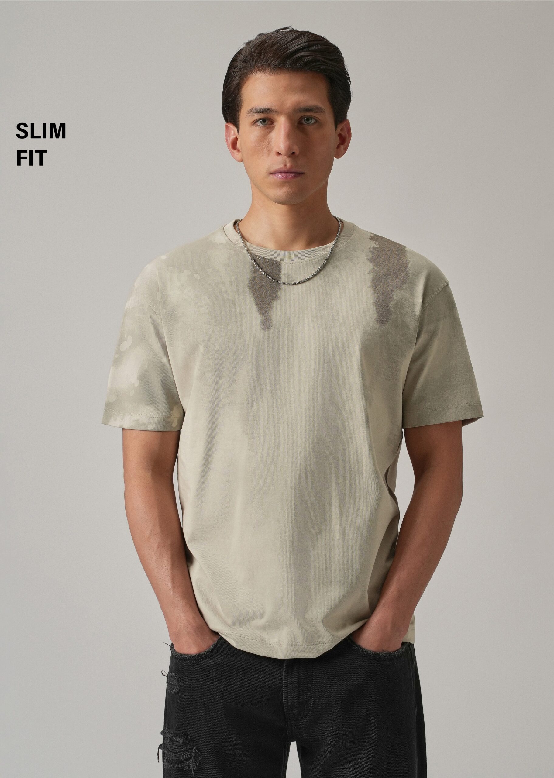 Beige_Printed_Slim_Fit_T-Shirt_3-scaled-1.jpg Beige Printed Slim Fit Cotton T Shirt - Image 1