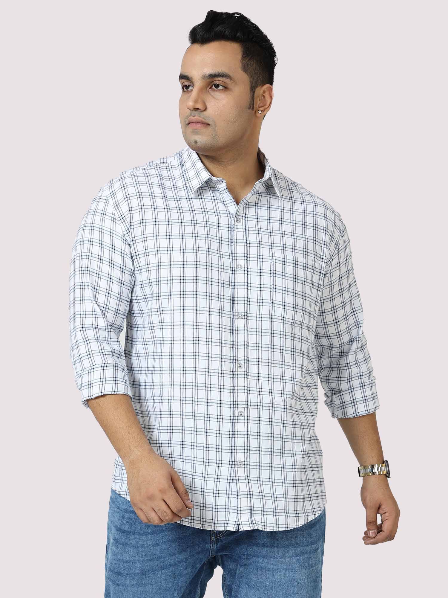 white-on-black-checkered-cotton-shirt-men-s-plus-size-guniaa-fashions-1.jpg White on Black Contrast Checks Men Plus Size Cotton Shirt - Image 1